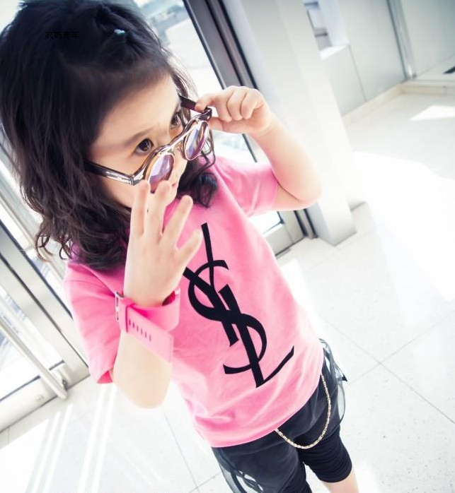 韓国子供服 大人気ロゴ 半そで パロディ トップス キッズ 人気 可愛い半袖tシャツ